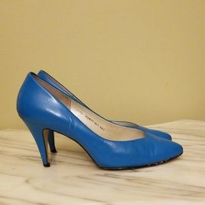 Cute vintage blue heels